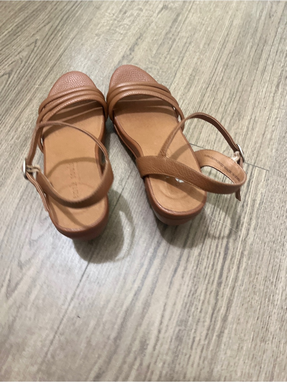 Gentle Souls Viki Sandals 9.5 - Picture 5 of 11